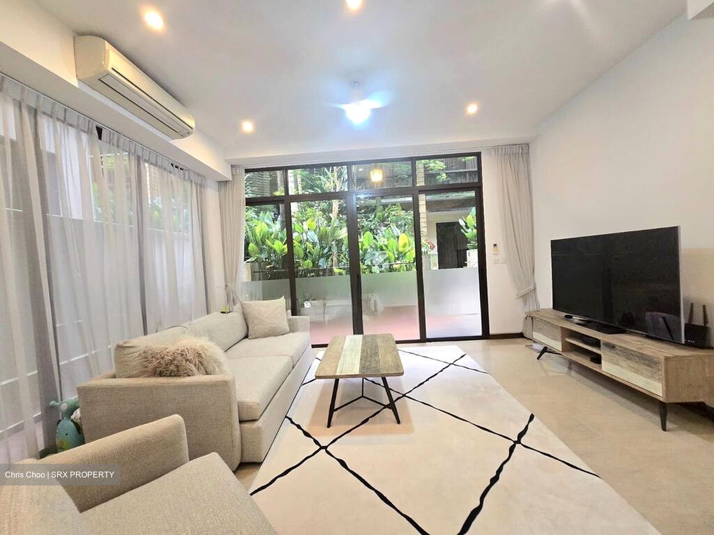 Holland Link (D10), Terrace #631453291